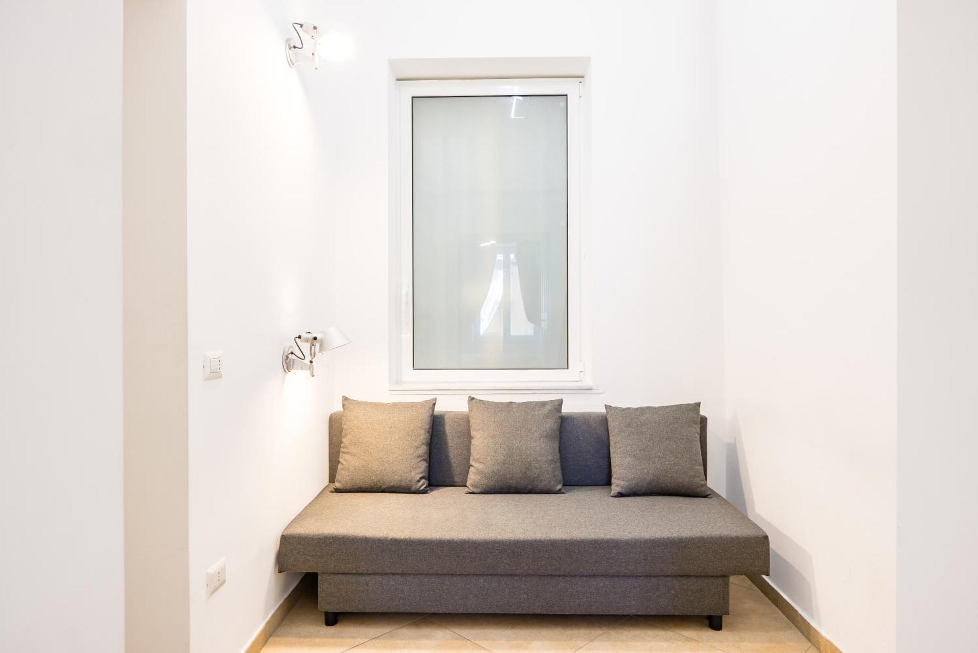 Chiaia Boutique Flat On Pedestrian Area By Napoliapartments Appartamento