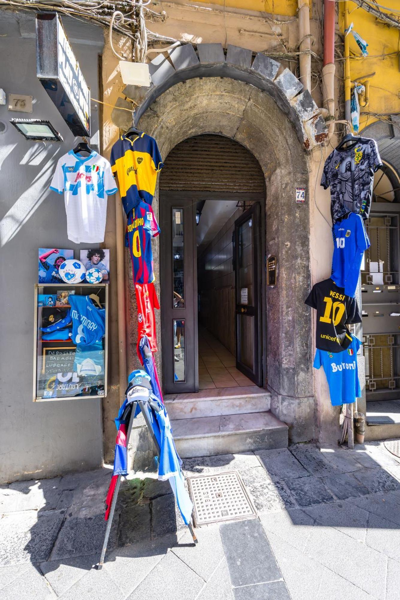 Appartamento Chiaia Boutique Flat On Pedestrian Area By Napoliapartments *