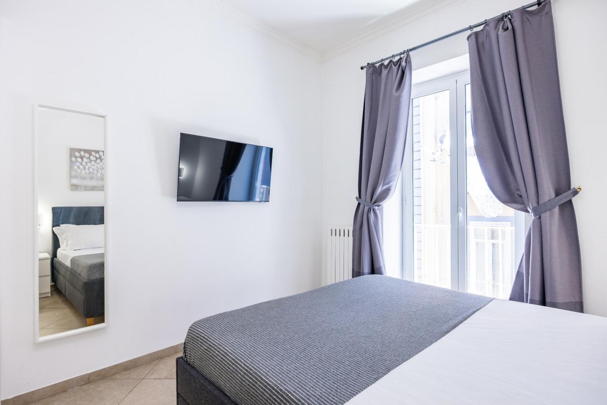 Appartamento Chiaia Boutique Flat On Pedestrian Area By Napoliapartments Napoli