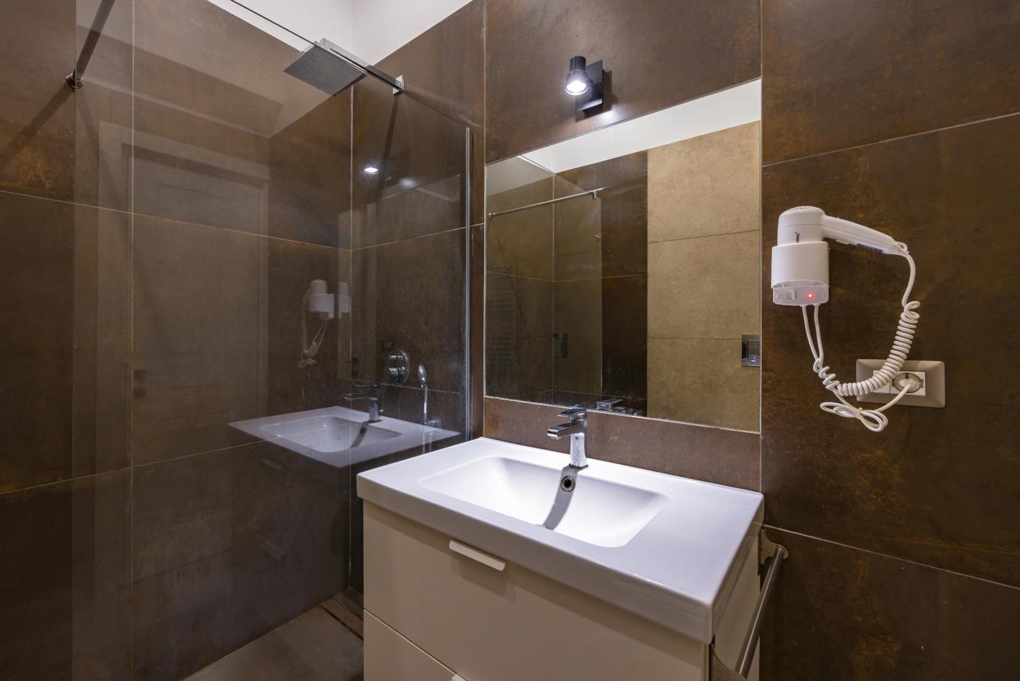 Chiaia Boutique Flat On Pedestrian Area By Napoliapartments *