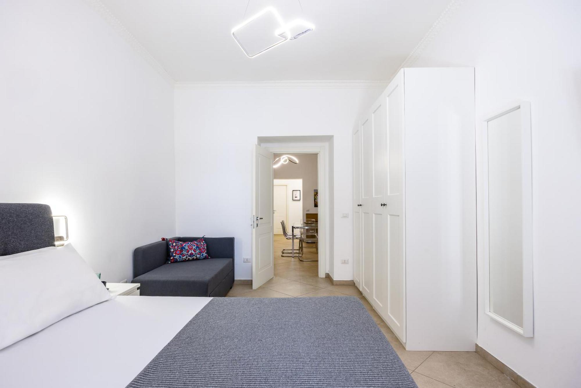 Chiaia Boutique Flat On Pedestrian Area By Napoliapartments Appartamento