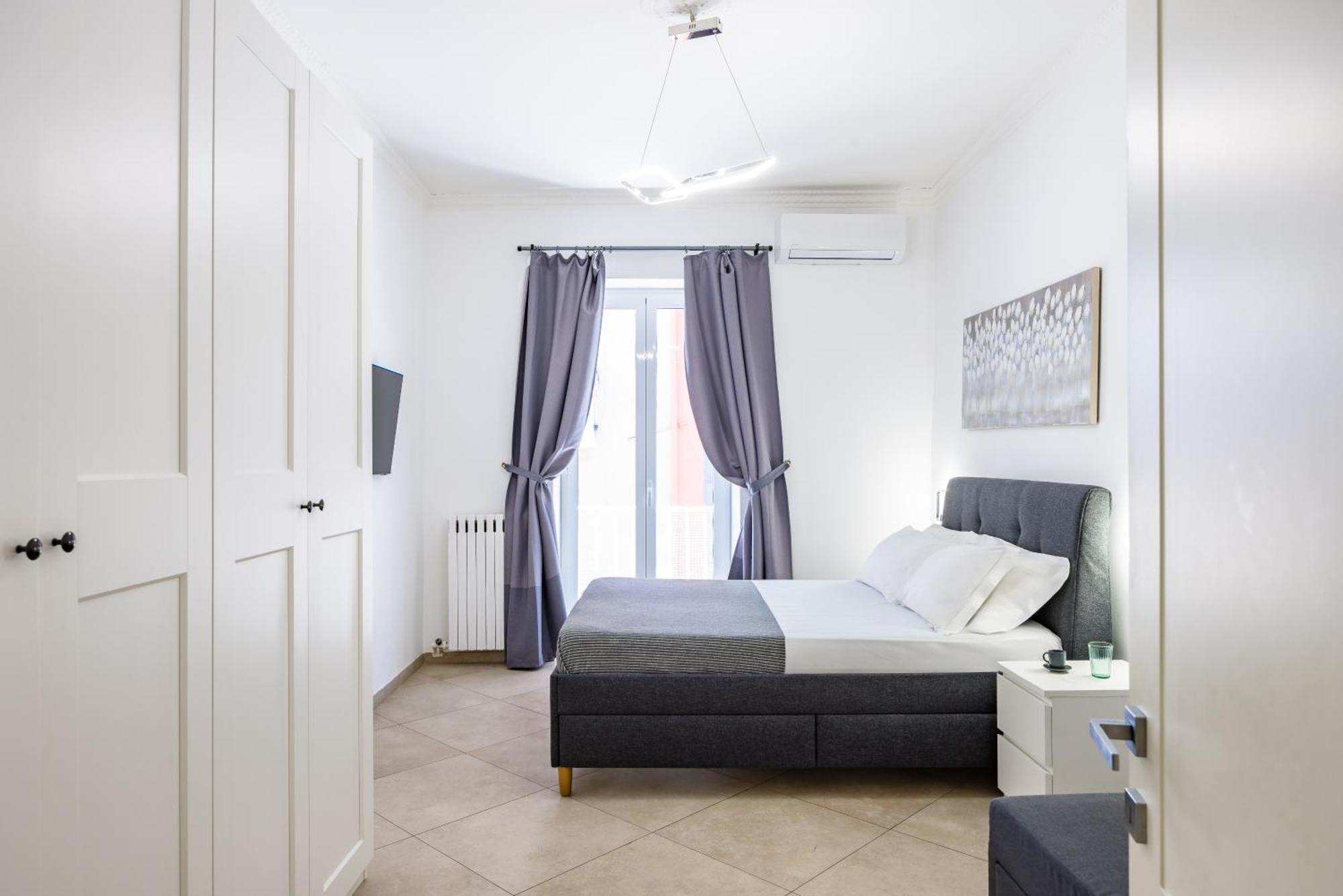 Appartamento Chiaia Boutique Flat On Pedestrian Area By Napoliapartments *