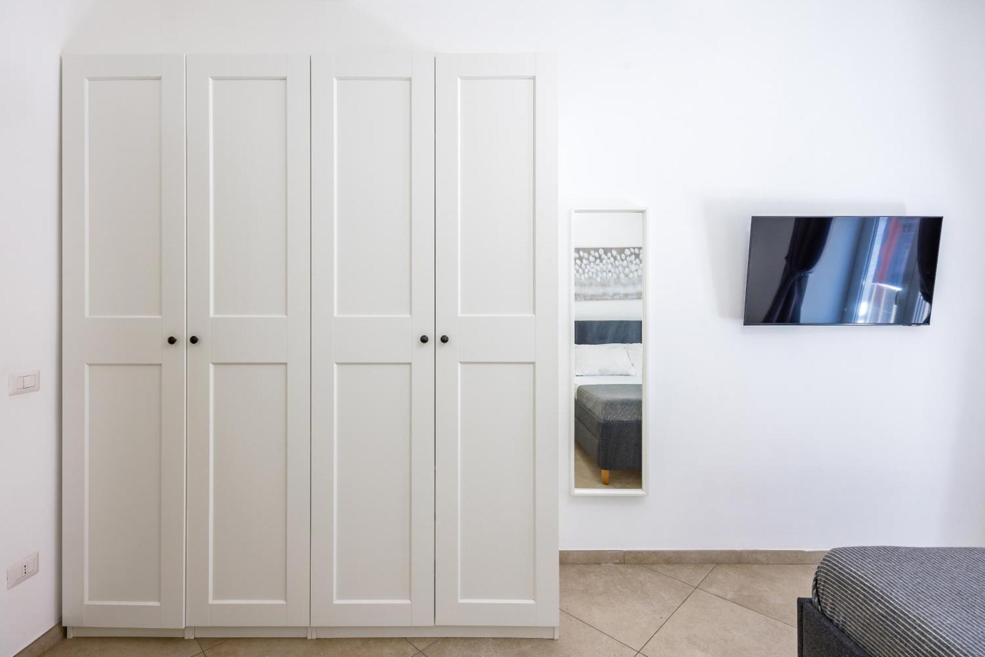 Chiaia Boutique Flat On Pedestrian Area By Napoliapartments *