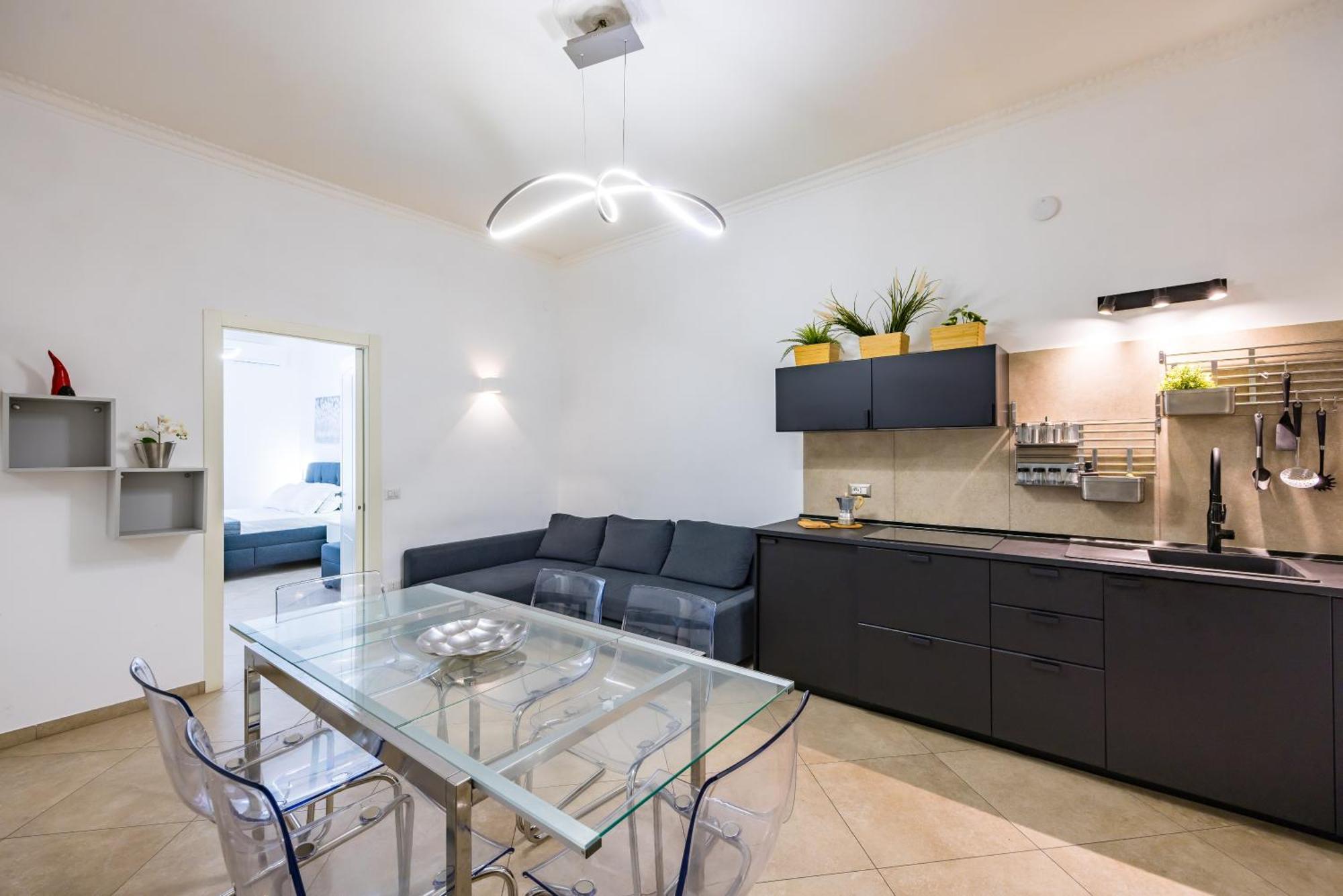 Chiaia Boutique Flat On Pedestrian Area By Napoliapartments Apartment Naples